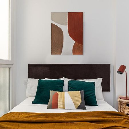 Waou Puerta Del Sol IV - Alquiler Corta Duracion Apartment Мадрид Екстериор снимка